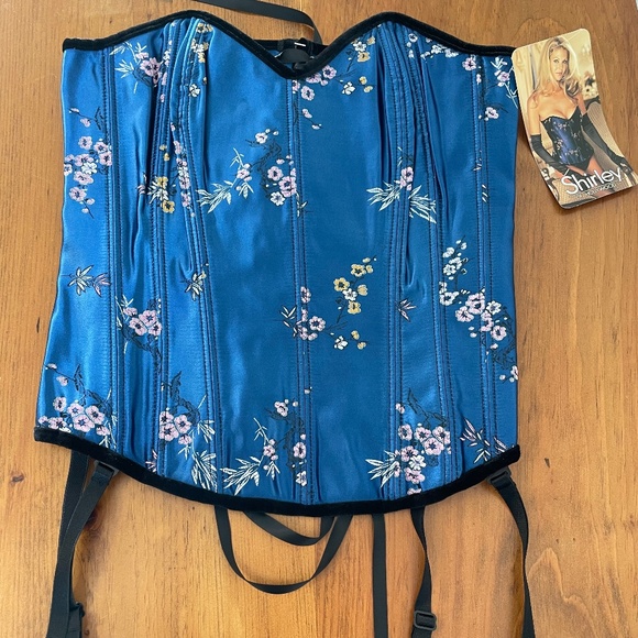 NWT: Blue Brocade Rear Lace Up Corset w/ Match Thong & Garter Belts - Picture 2 of 9